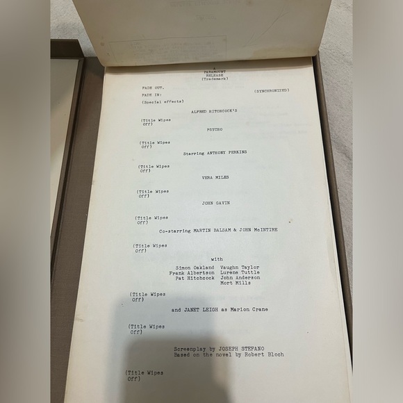 ❌SOLD❌Original Psycho Dialogue Movie Script Signed By Book Author Robert Bloch - Picture 9 of 14